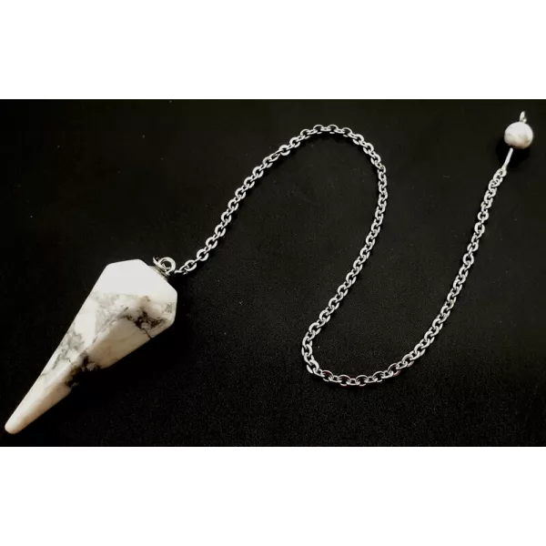Esoterika - Pendolo Howlite Sfaccettato Appuntito -- 3,5 Cm