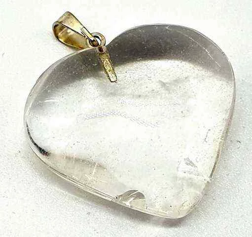 Ciondolo A Cuore In Cristallo di Rocca con passante -- 3,0 Cm
