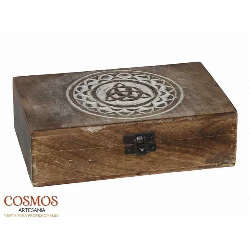 Cofanetto decorato trisquel  in legno 13x20x6 cm