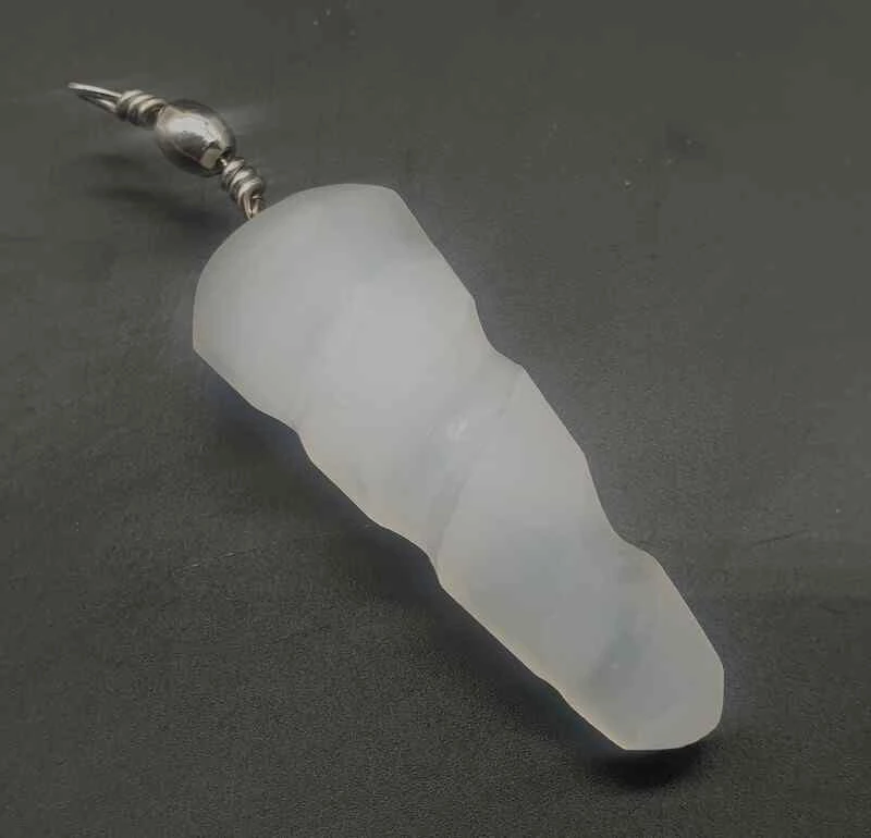 Ciondolo in Selenite -- 4 cm