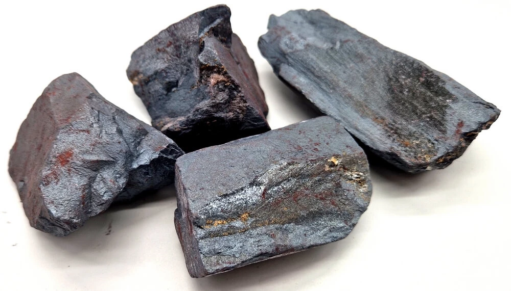 Ematite grezza singola pietra A -- 3-6 Cm circa