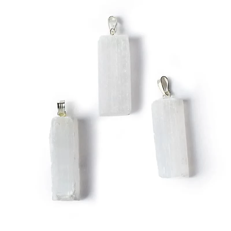 Ciondolo in Selenite -- 4 cm