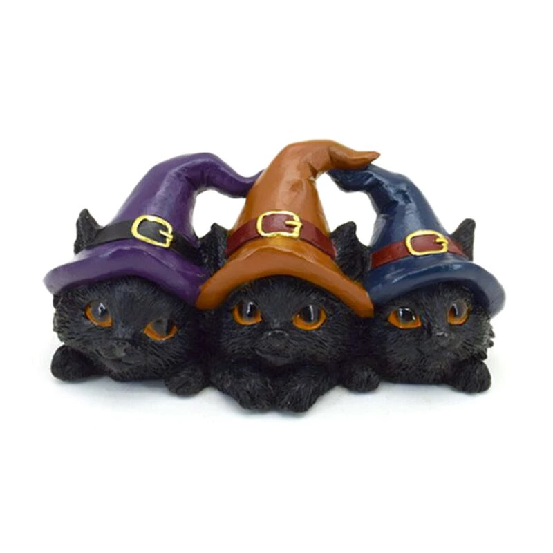 Trio di Gatti Neri con cappello da strega