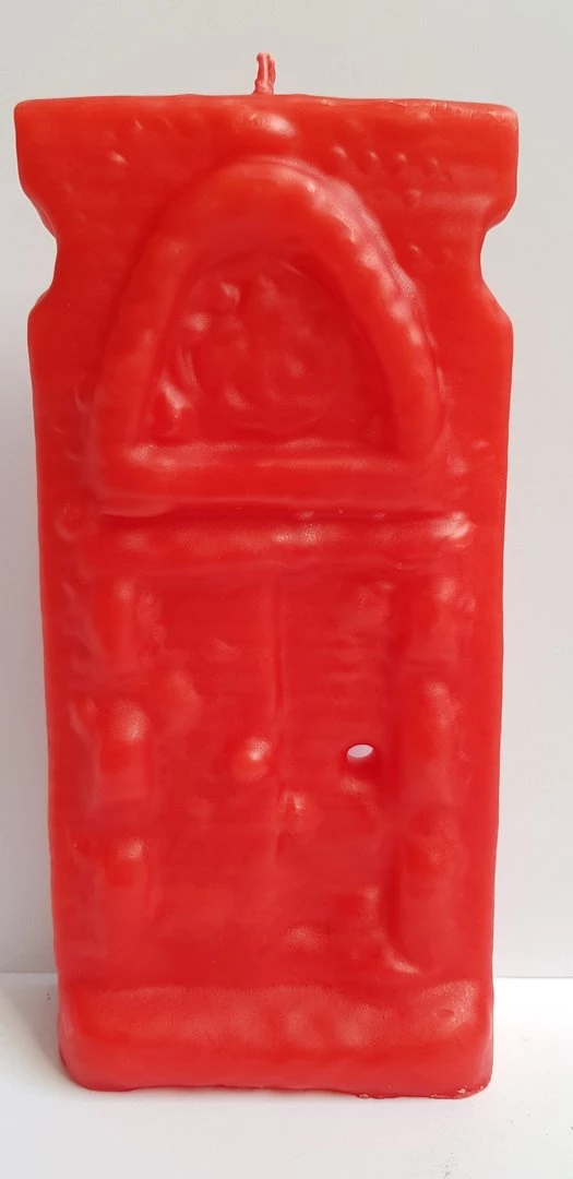 Puerta roja -- Candela Velone ritualizzata